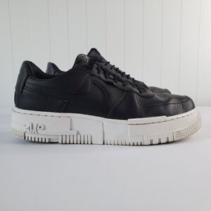 Nike Women’s Air Force 1 Pixel Black and White Sneakers Size 9.5